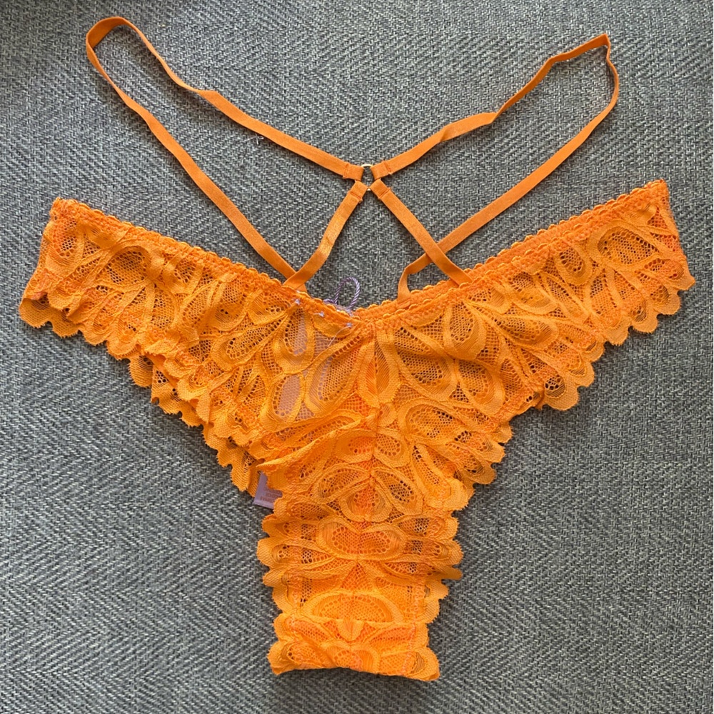 Savage x Fenty Not sorry strappy brazilian